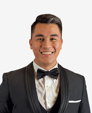 Russell Hernandez